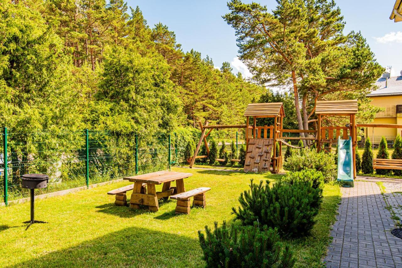 Viski Vila Hotel Palanga Buitenkant foto